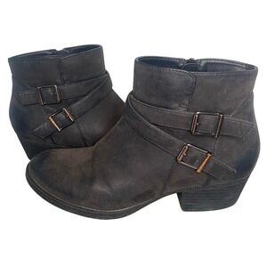 Black Ankle Boots with Buckle‎ Details SZ 10